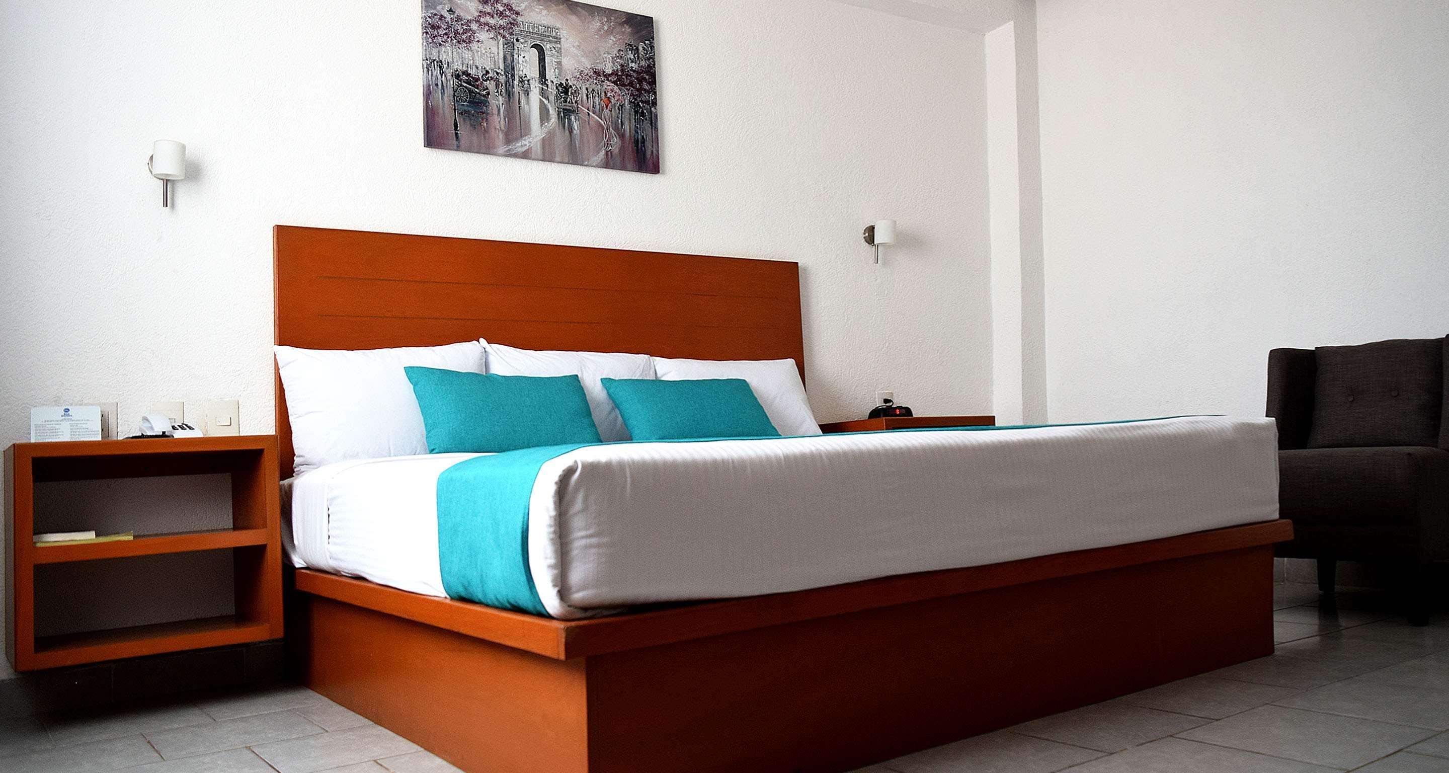Best Western Patong Beach Екстер'єр фото