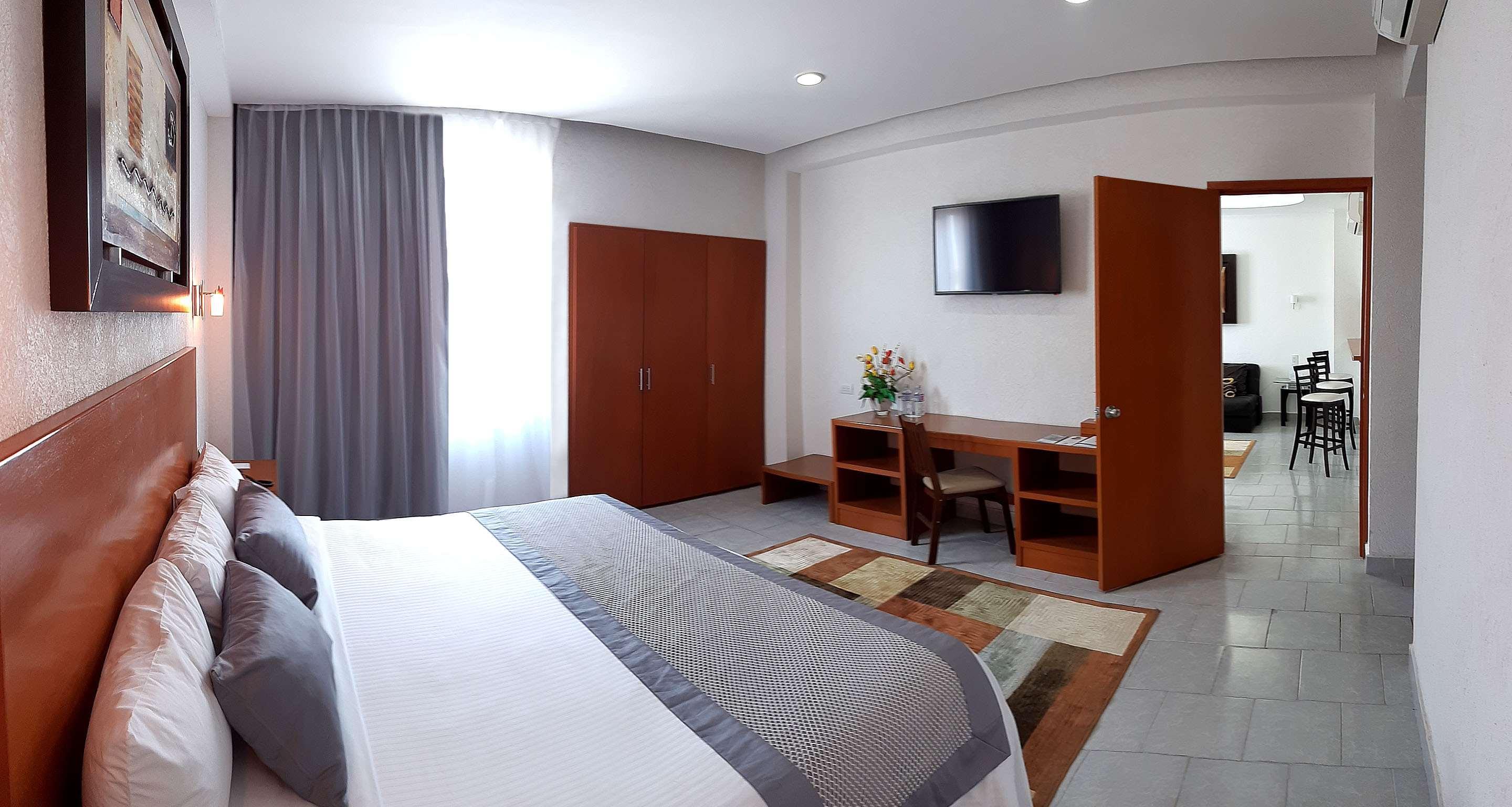 Best Western Patong Beach Екстер'єр фото