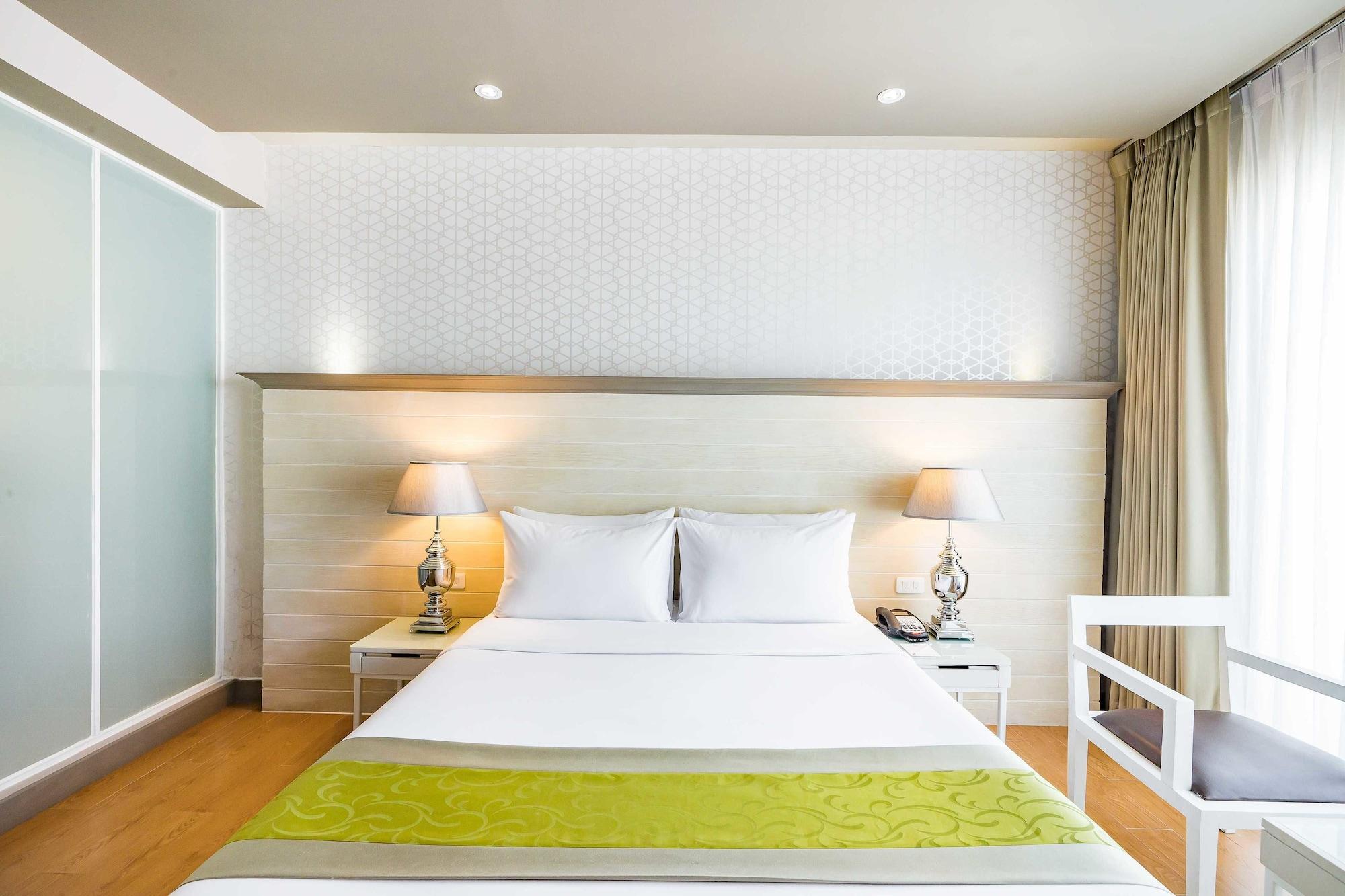 Best Western Patong Beach Екстер'єр фото