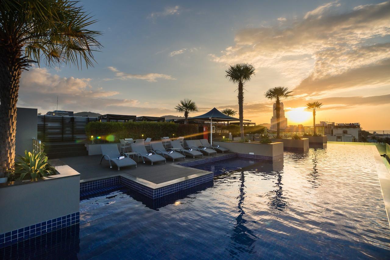 Best Western Patong Beach Екстер'єр фото
